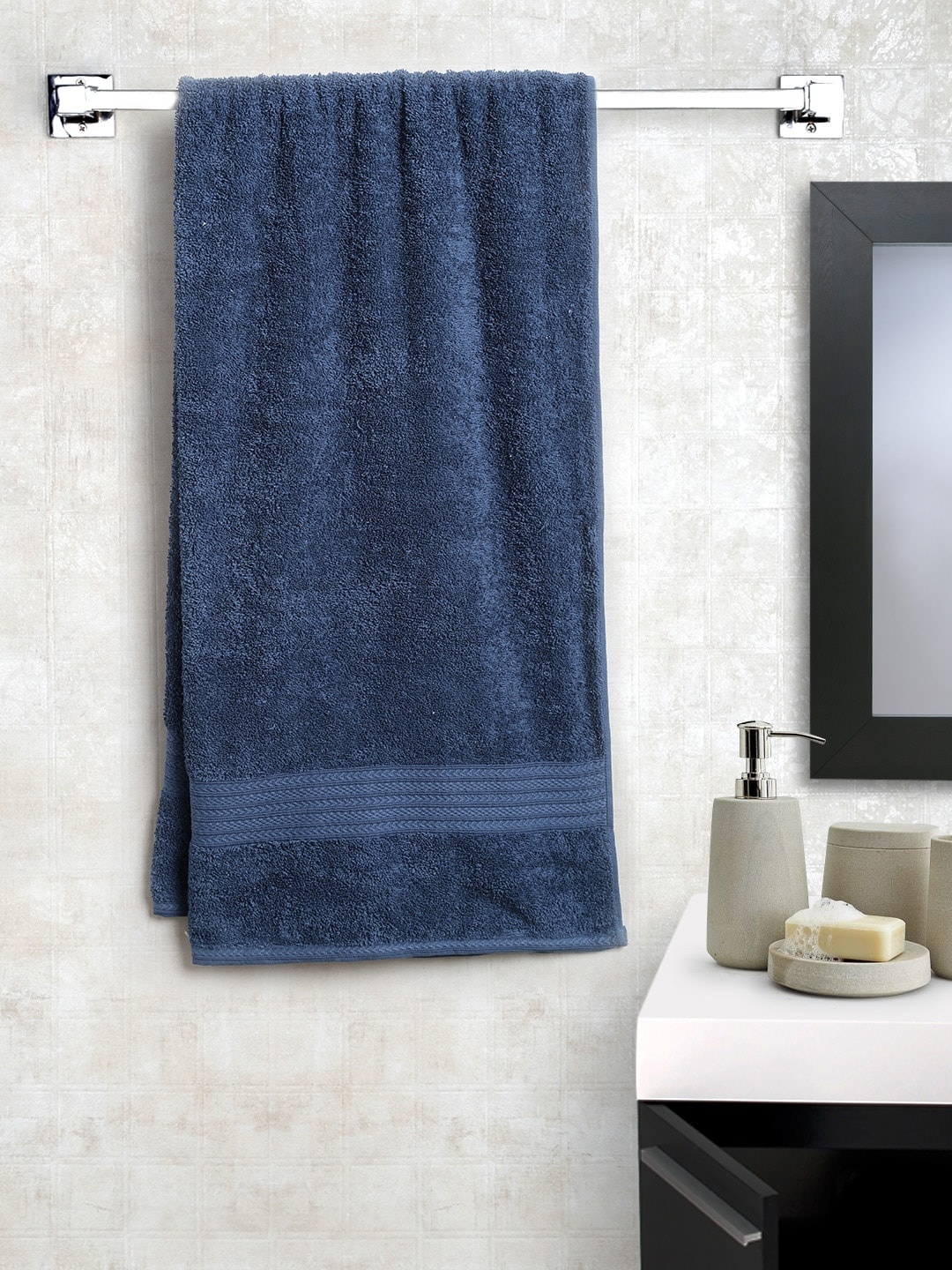 

BOMBAY DYEING Navy Cotton 450 GSM Bath Towel, Navy blue