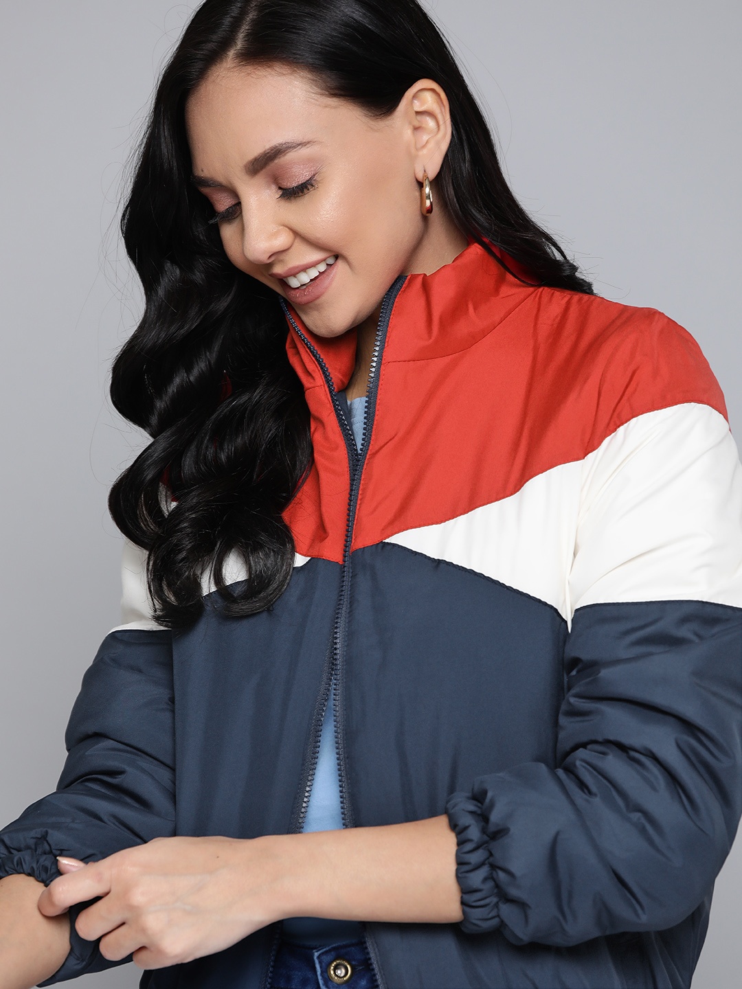 

Mast & Harbour Women Navy Blue & Red Colourblocked Padded Jacket