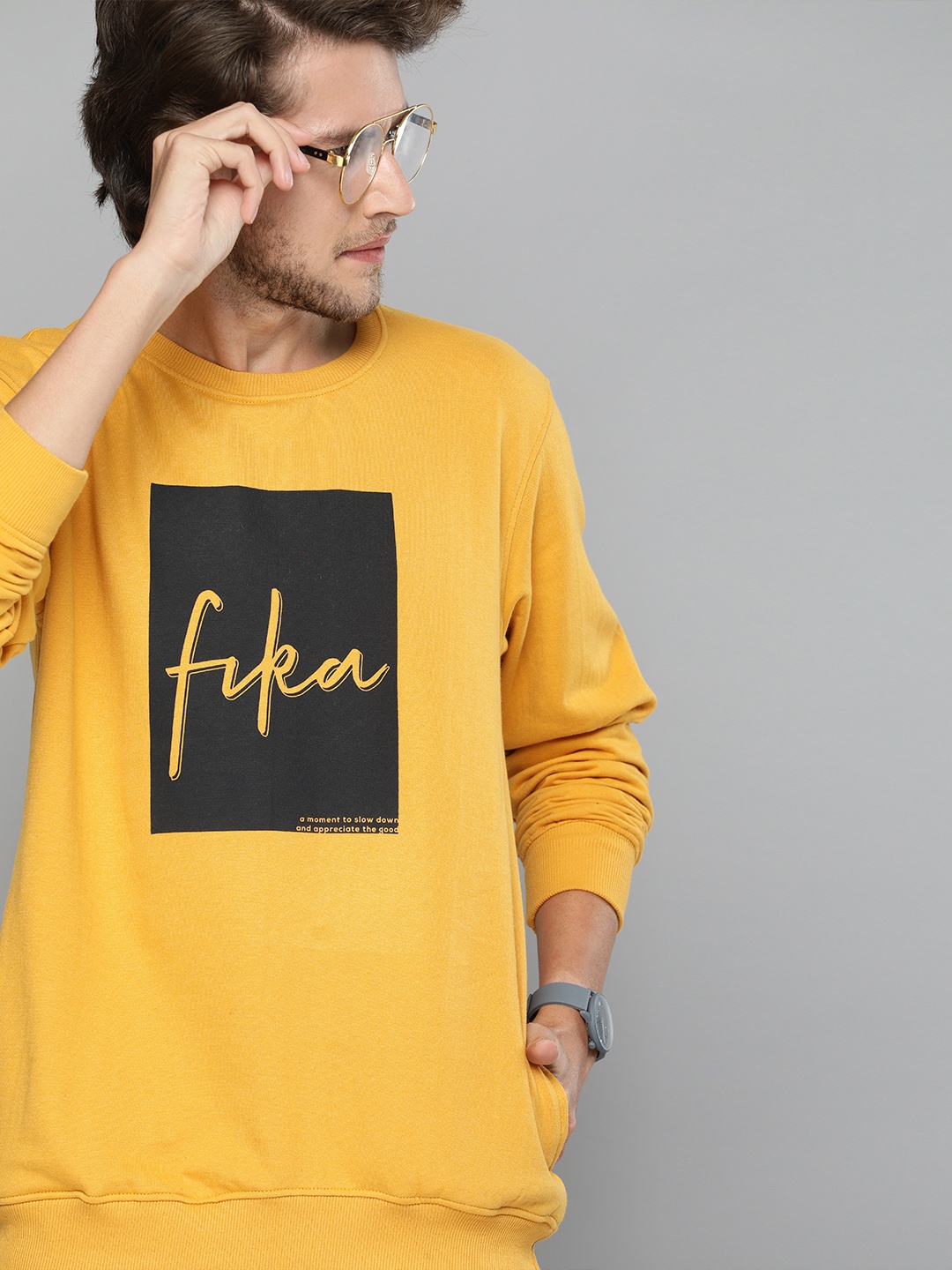 

Mast & Harbour Men Yellow Printed Sweatshirt
