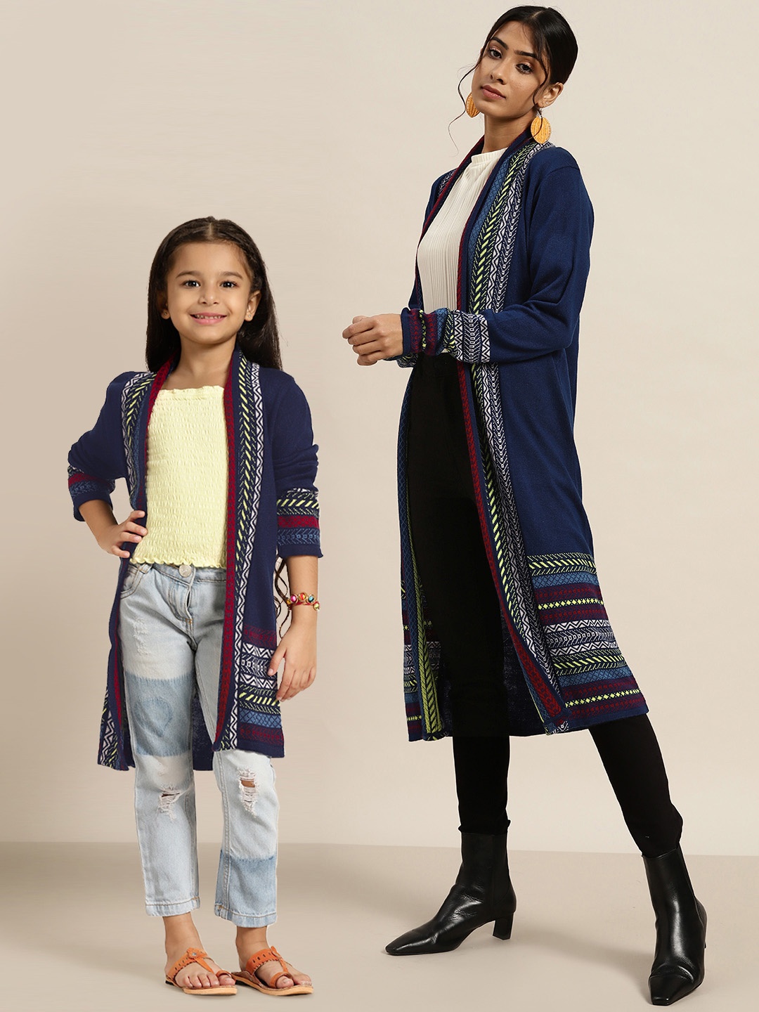

Sangria Girls Navy Blue & Maroon Geometric Patterned Winter Open Front Shrug