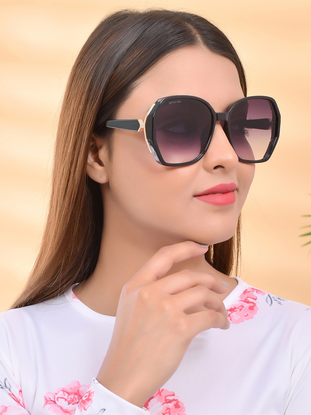 

ROYAL SON Women Grey Lens & Black Oversized Sunglasses with UV Protected Lens