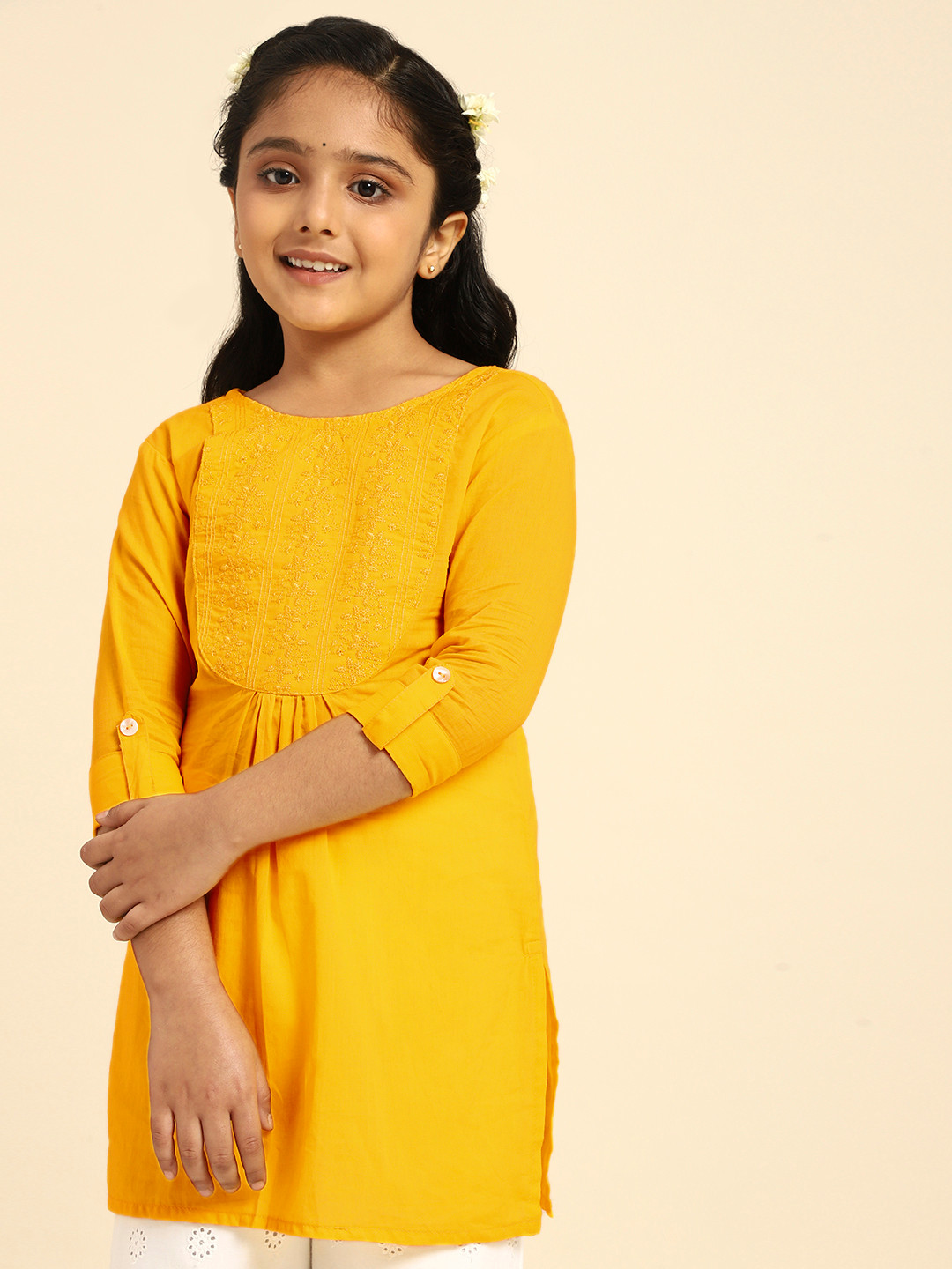 

House of Pataudi Girls Yellow Pure Cotton Yoke Design Kurta