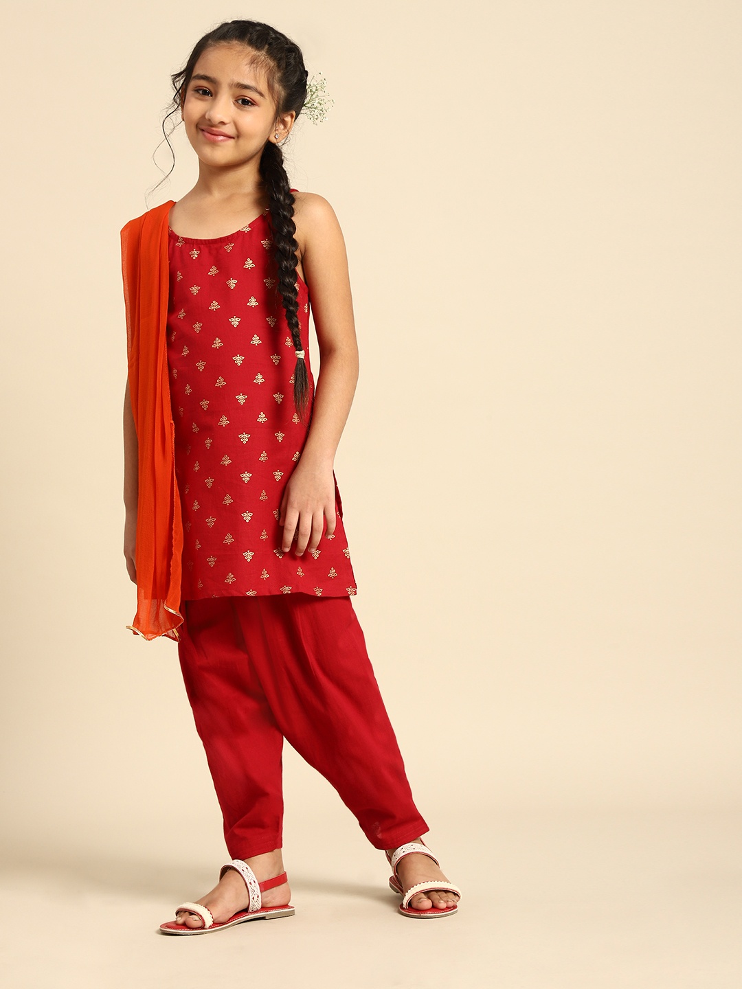 

House of Pataudi Girls Maroon Printed Pure Cotton Kurti with Patiala & With Dupatta