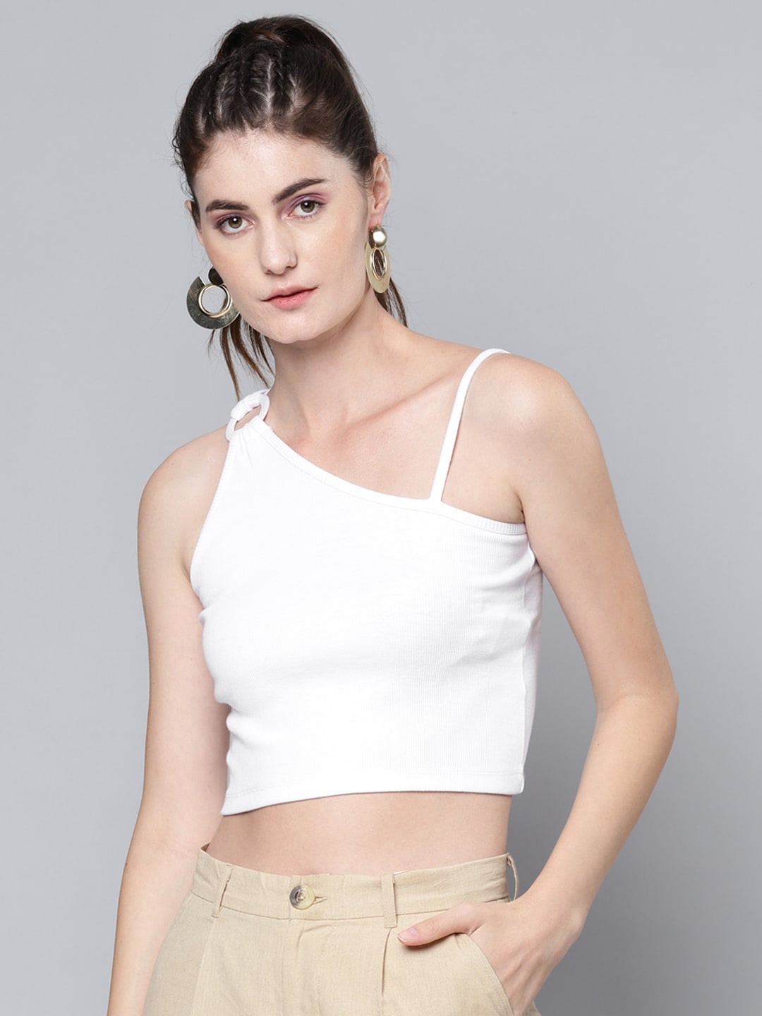 

SASSAFRAS White Solid Strappy Crop Top
