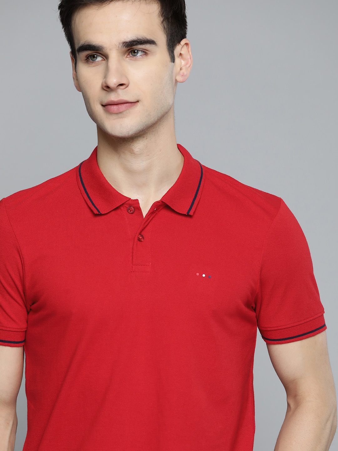 

Harvard Men Red Solid Polo Collar T-shirt