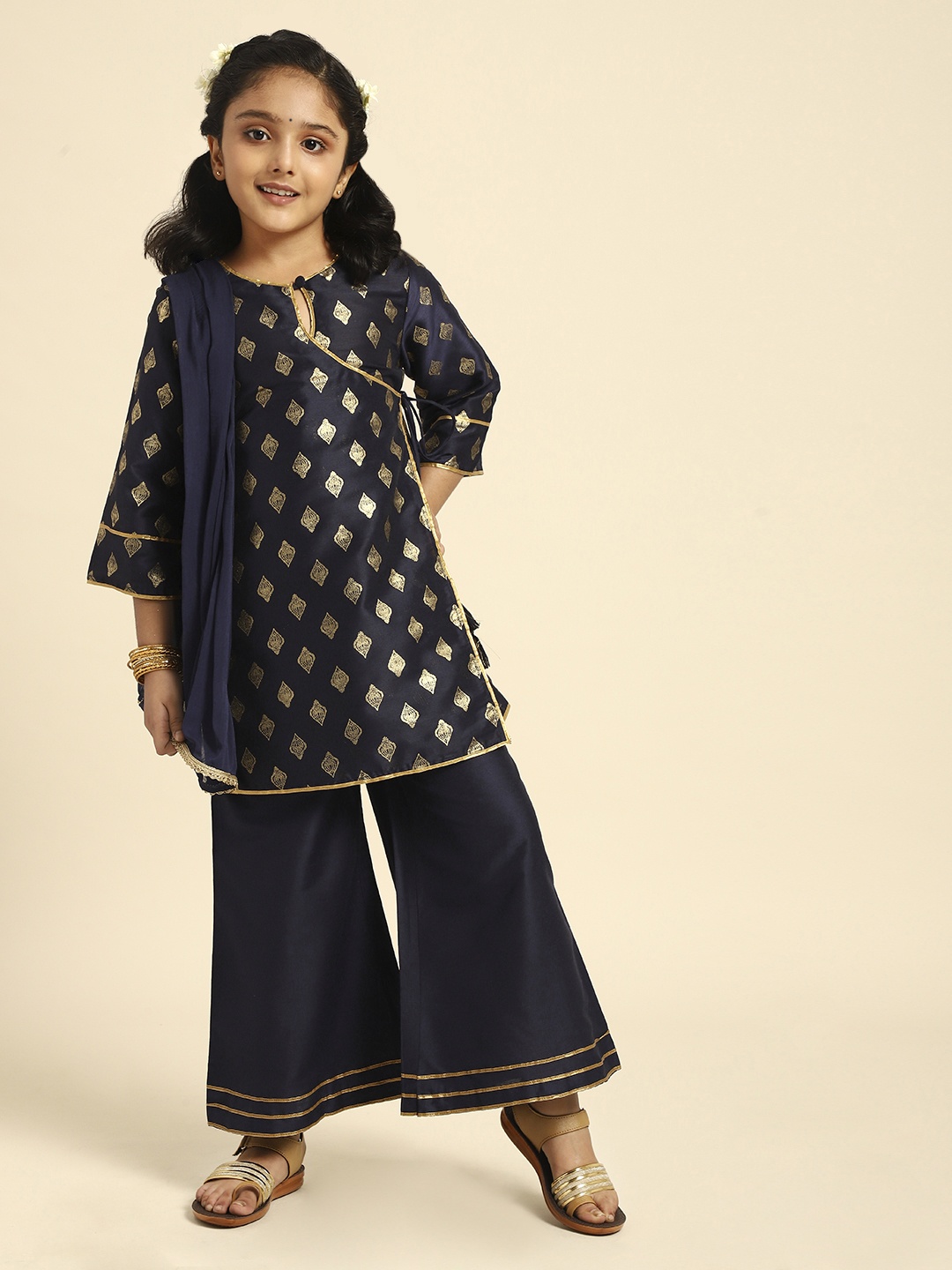 

House of Pataudi Girls Navy blue Kurta with Palazzos and Dupatta