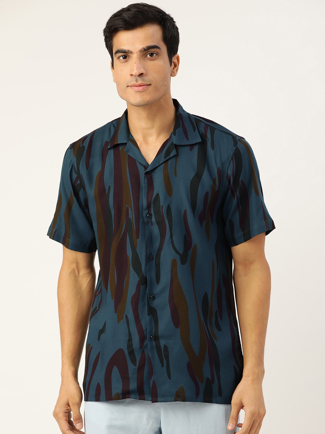 

Hancock Men Teal Blue & Burgundy Printed Relaxed Casual Shirt