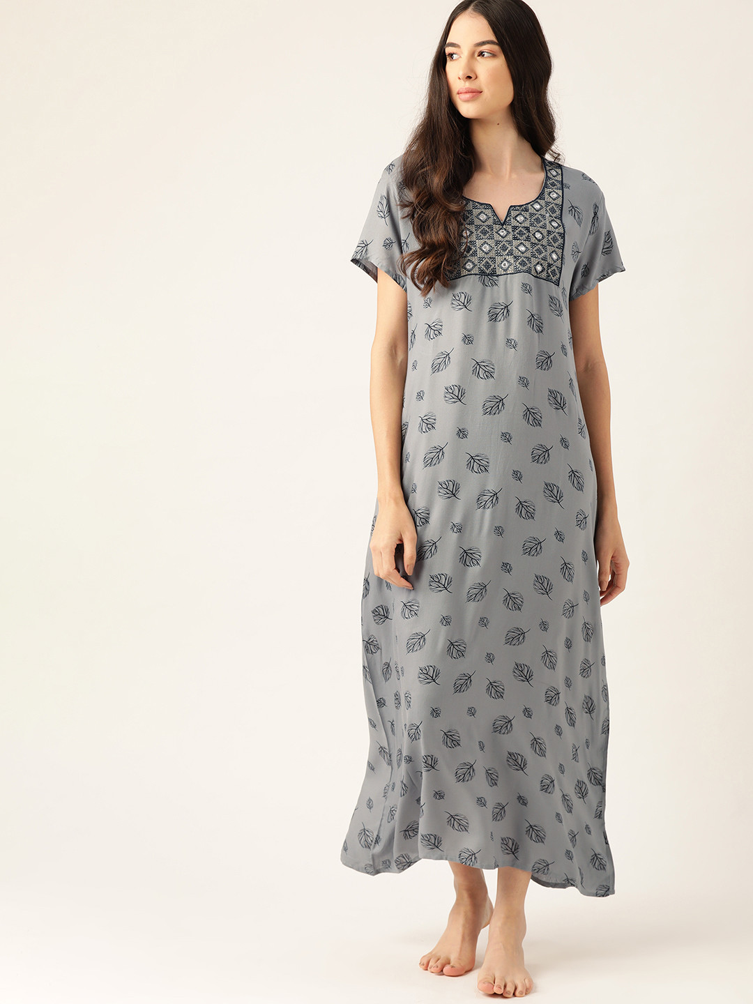 

ETC Grey & Black Leaf Print Mirror Embroidered Maxi Nightdress