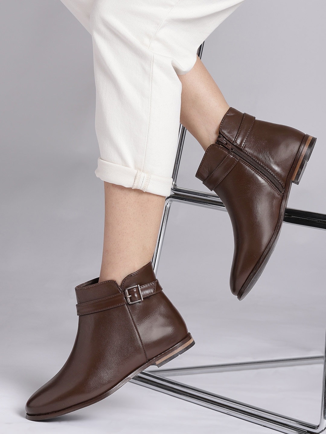 

Mast & Harbour Women Brown Flat Boots