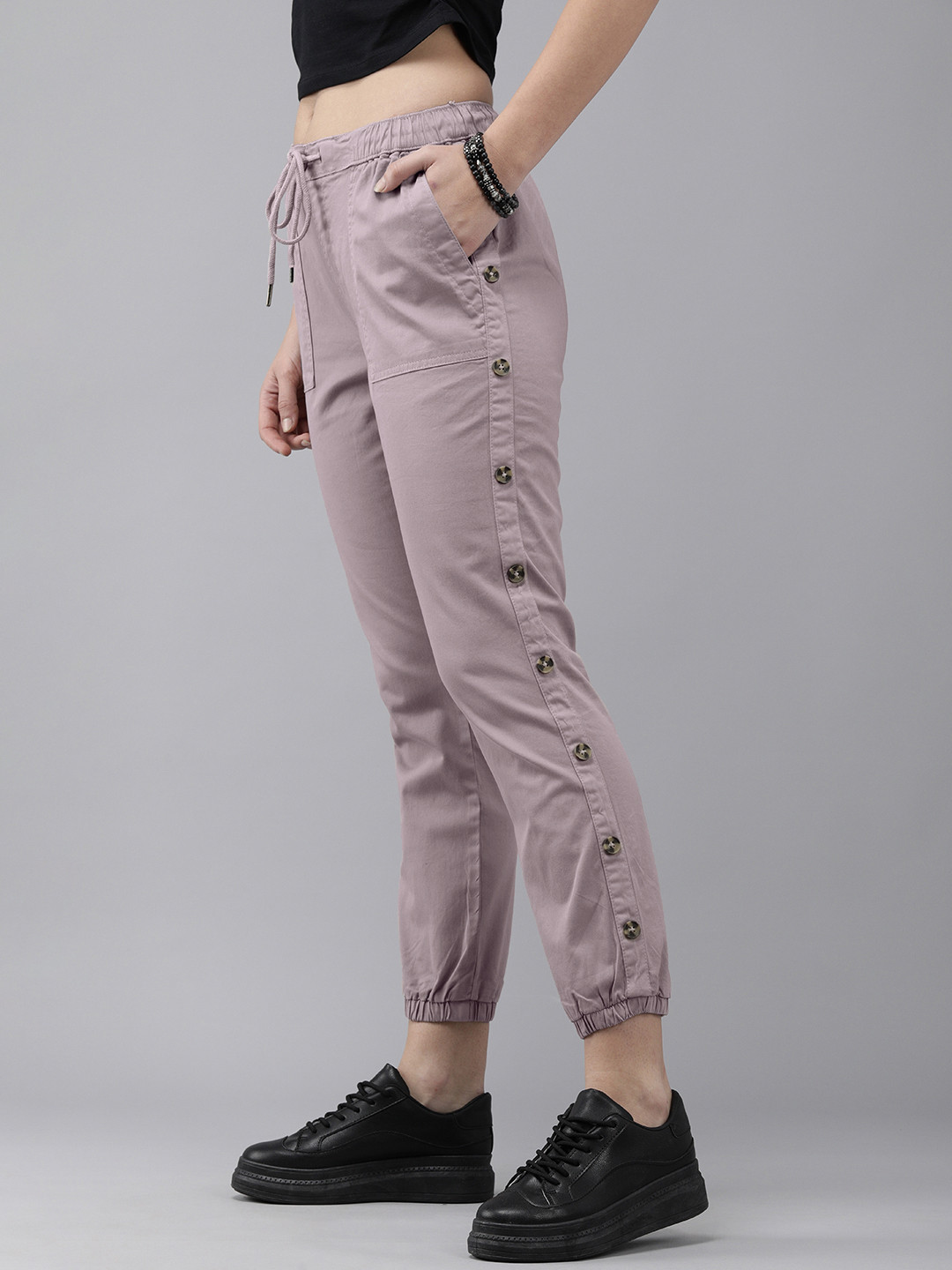 

Roadster Women Mauve Cropped Chino Joggers with Button Detailing