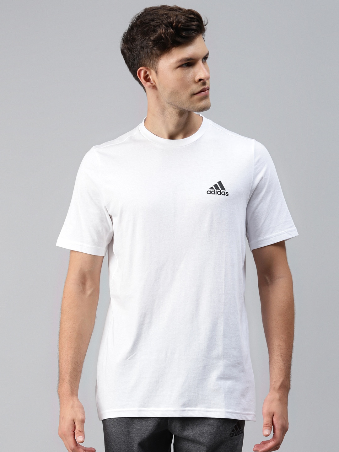 

ADIDAS Men White FR Solid T-shirt