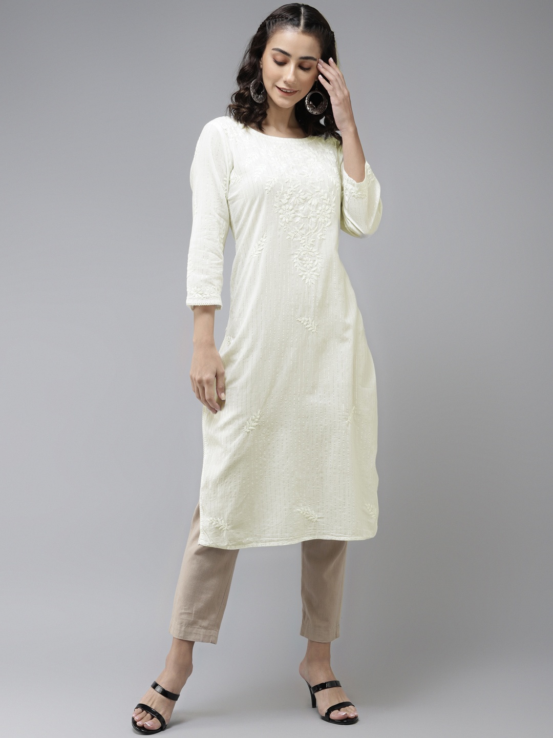 

ADA Women Light Yellow Ethnic Motifs Embroidered Cotton Chikankari Handloom Kurta