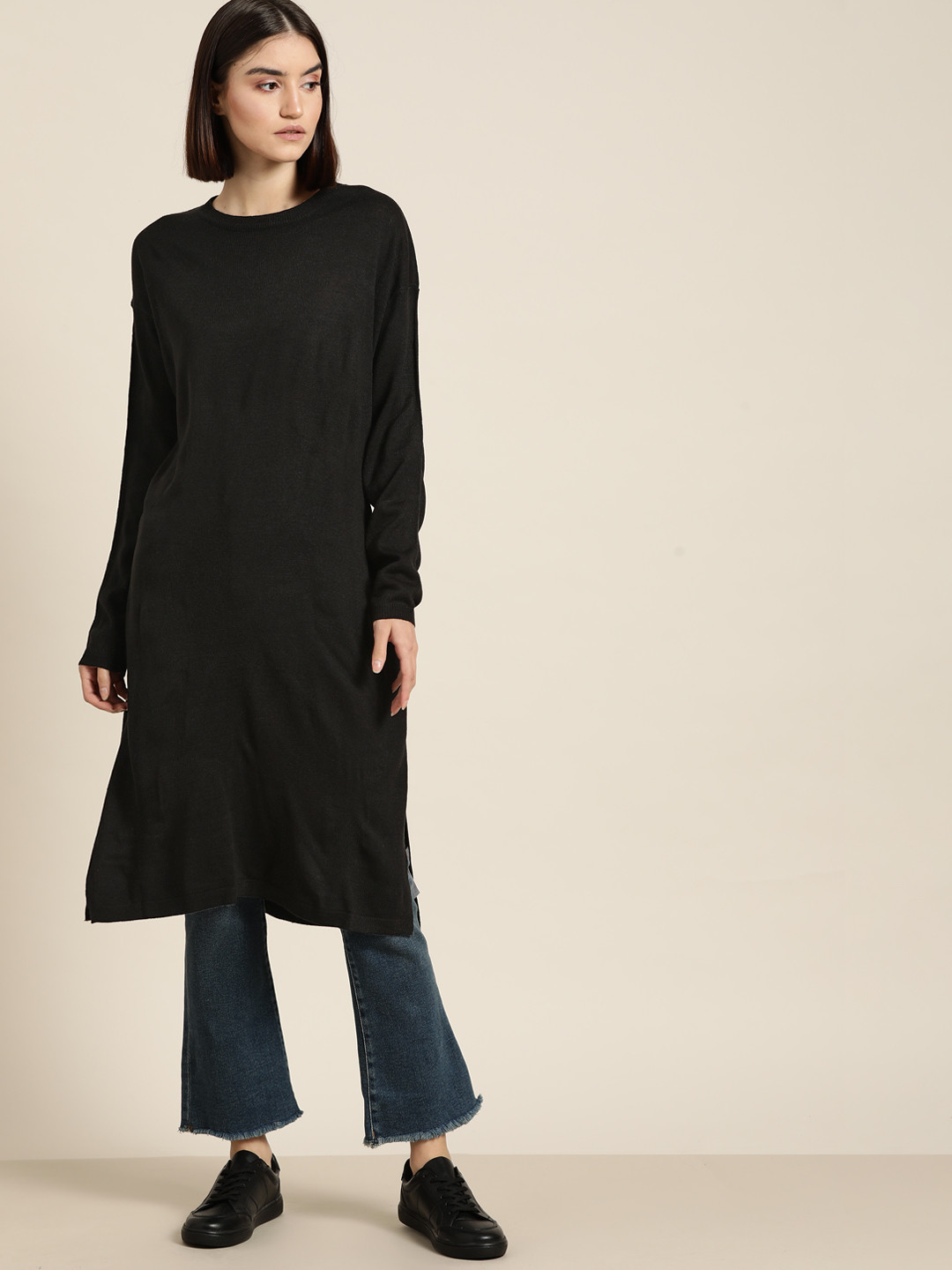 

ether Women Black Solid Longline Pullover