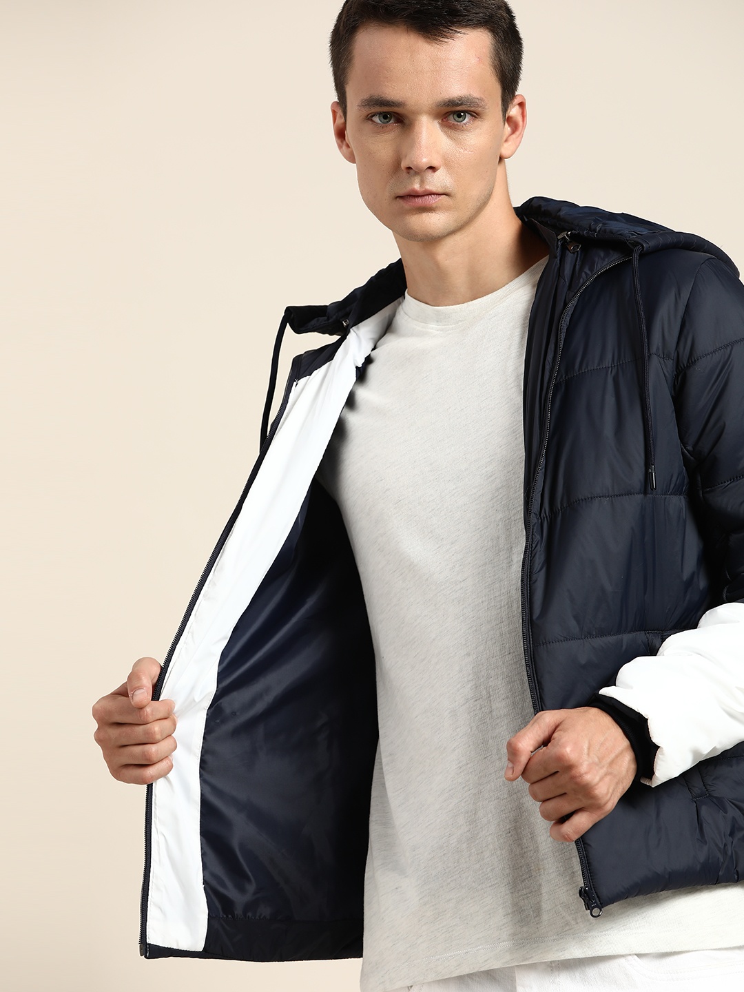 

ether Men Navy & White Colourblocked Padded Jacket with Detachable Hood, Navy blue