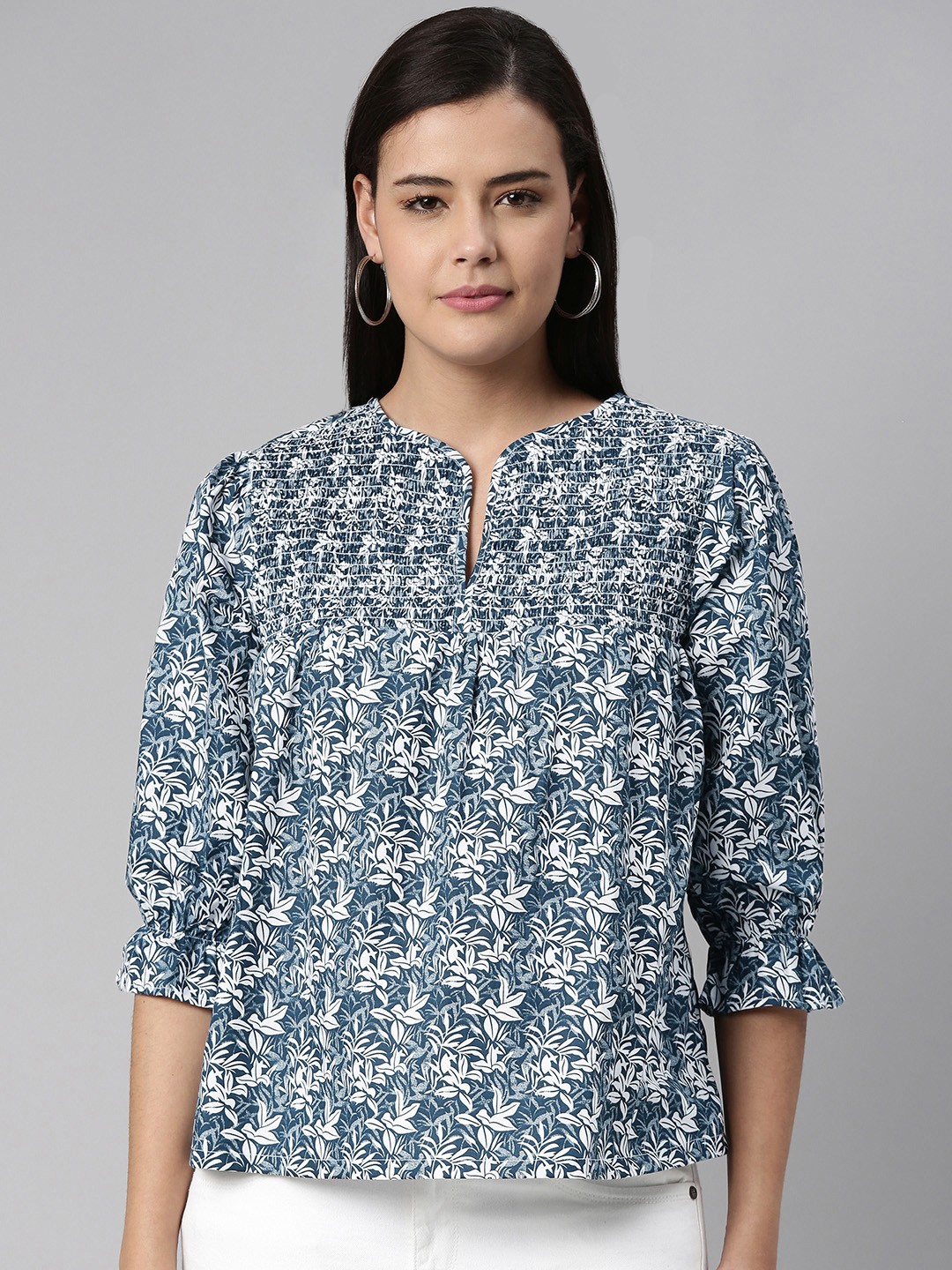 

abof White & Navy Blue Floral Puff Sleeve Regular Top