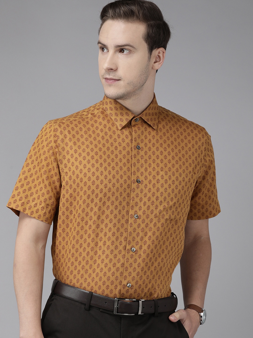 

Arrow Men Mustard Yellow Cotton Linen Regular Fit Printed Semiformal Shirt