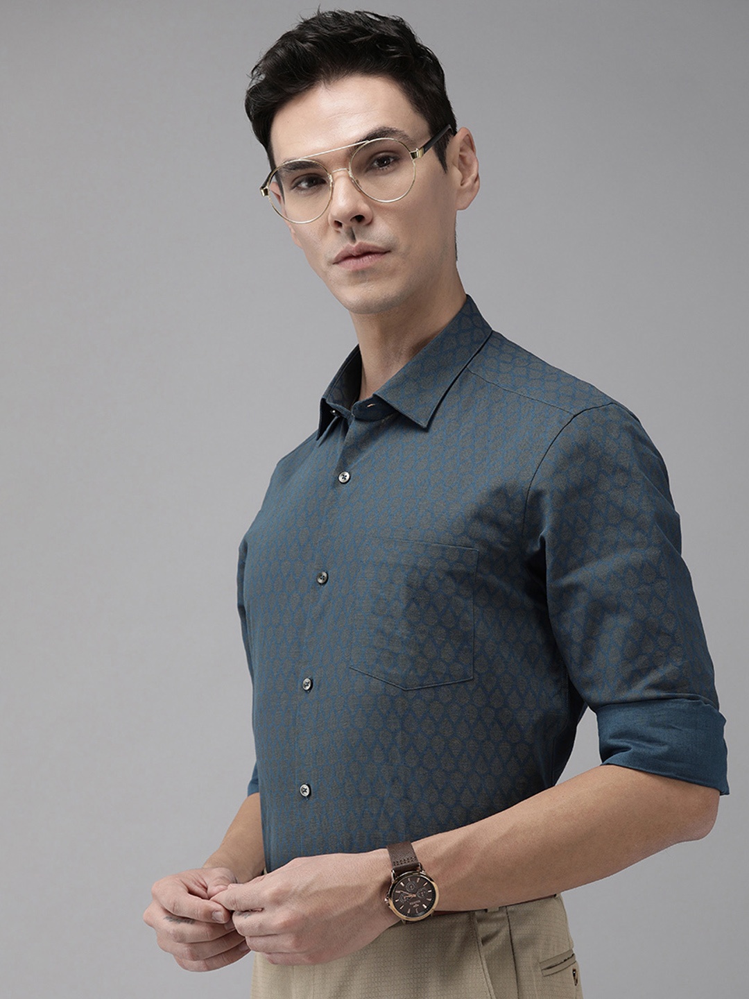 

Arrow Men Green Slim Fit Opaque Printed Formal Shirt