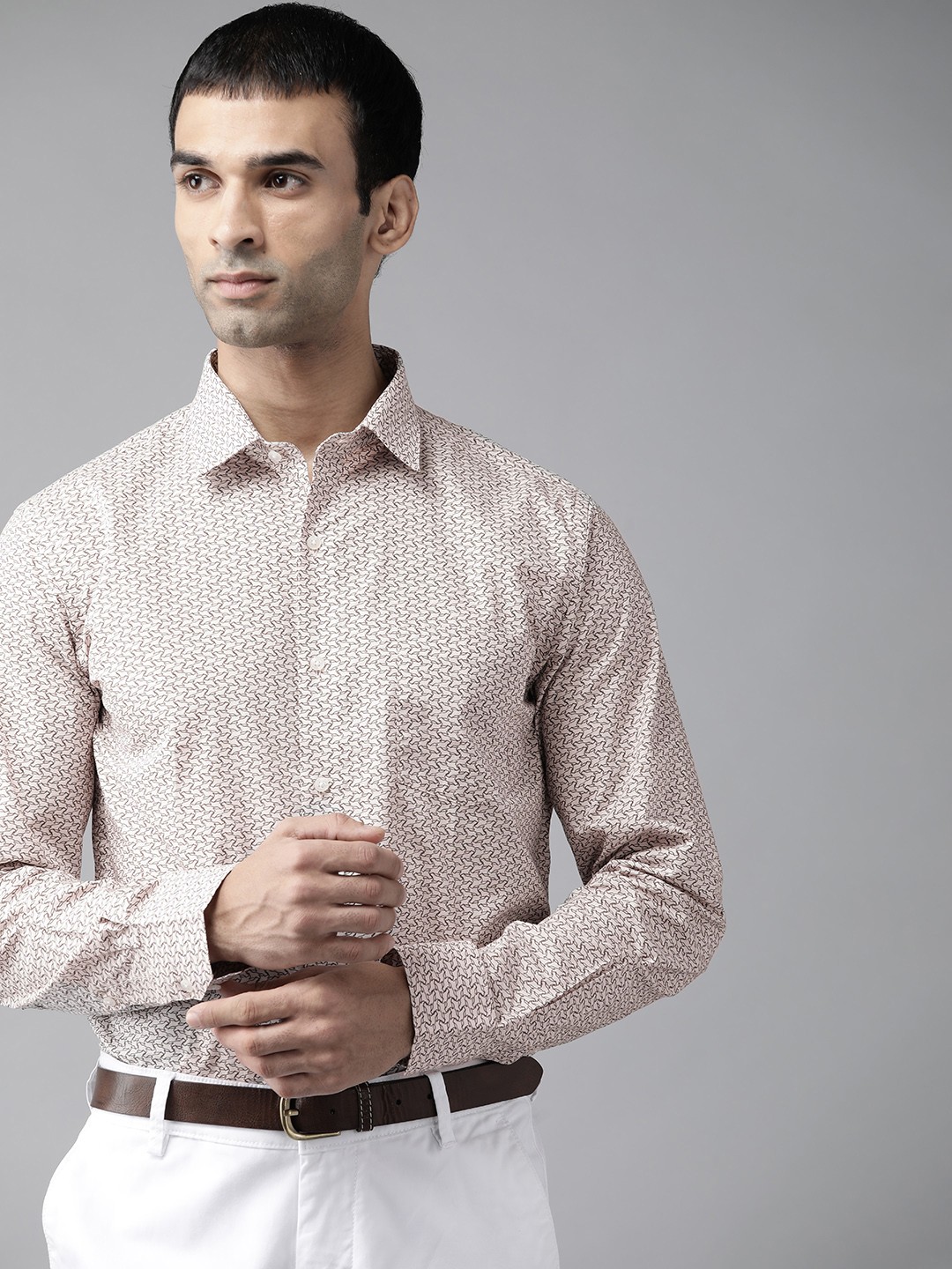 

Arrow Men Off White & Brown Printed Slim Fit Pure Cotton Casual Shirt