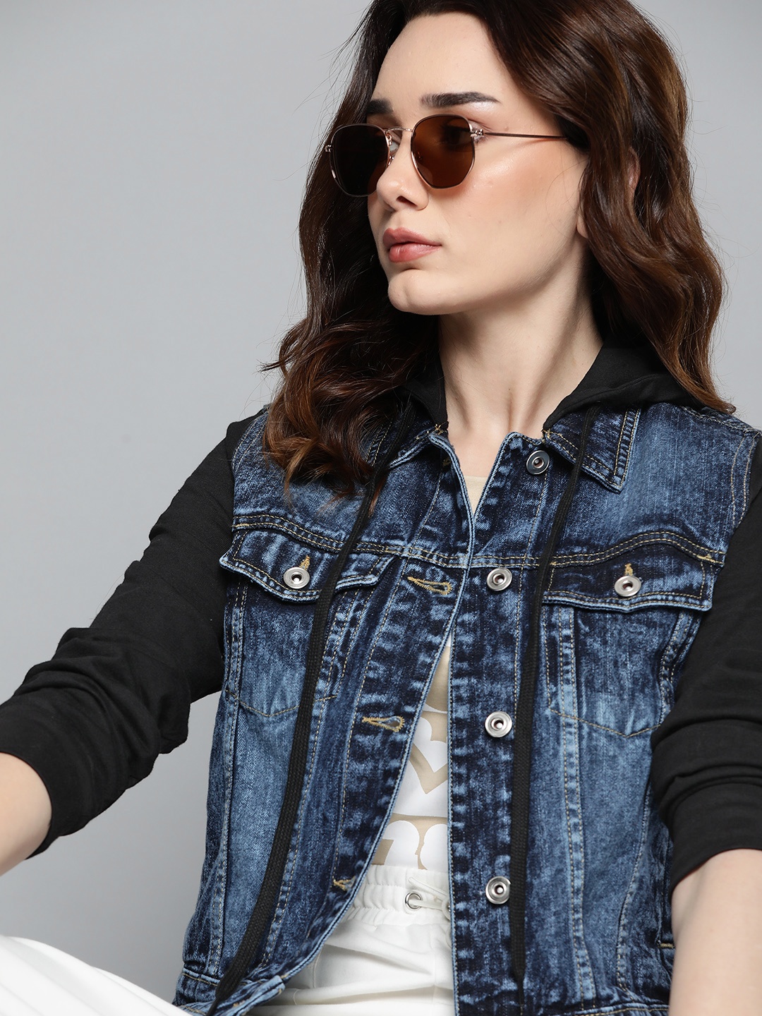 

Kook N Keech Women Navy Blue Pure Cotton Washed Denim Jacket