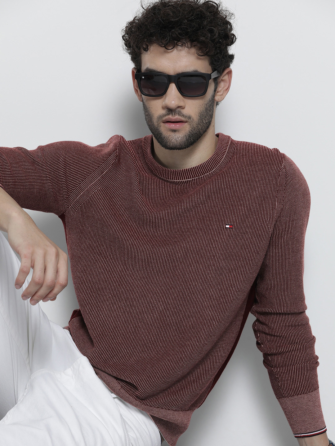 

Tommy Hilfiger Men Maroon Cable Knit Pullover