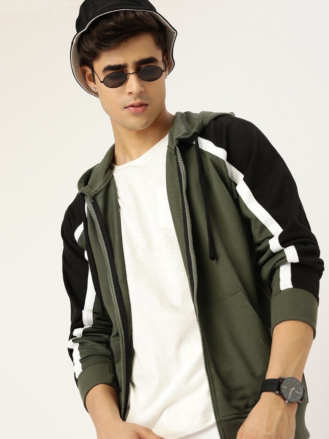 

Kook N Keech Men Olive Green Hooded Sweatshirt