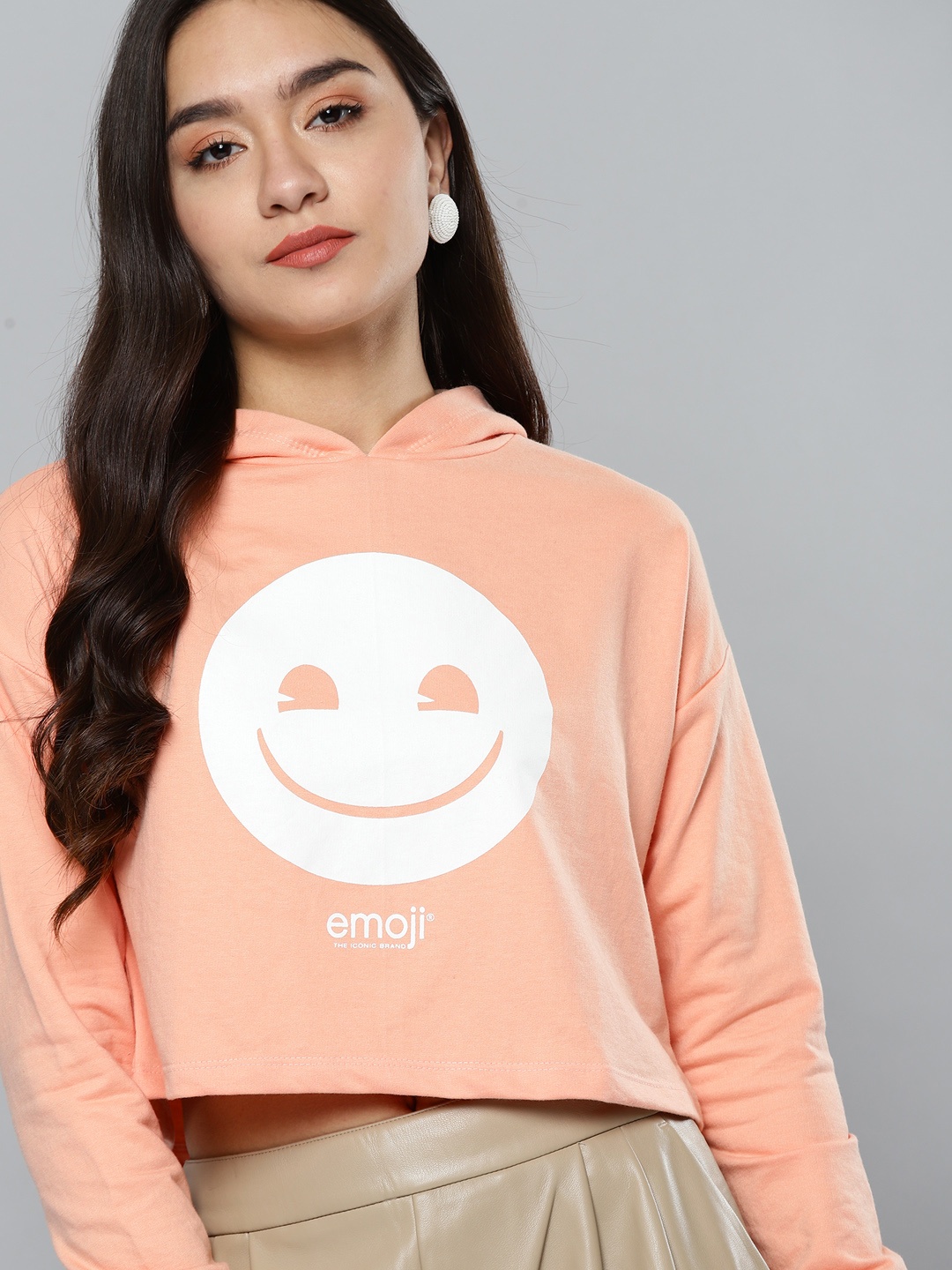 

Kook N Keech Emoji Women Attractive Peach Graphic Cropped Sweatshirt