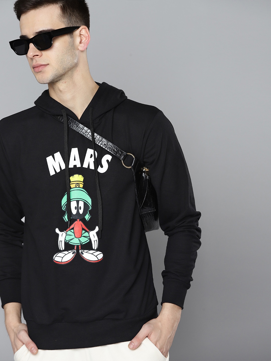 

Kook N Keech Looney Tunes Men Black Printed Hooded Sweatshirt