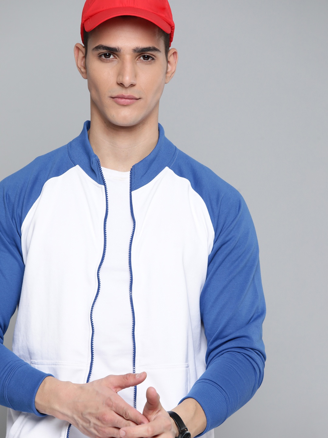 

Kook N Keech Men White & Blue Solid Sweatshirt