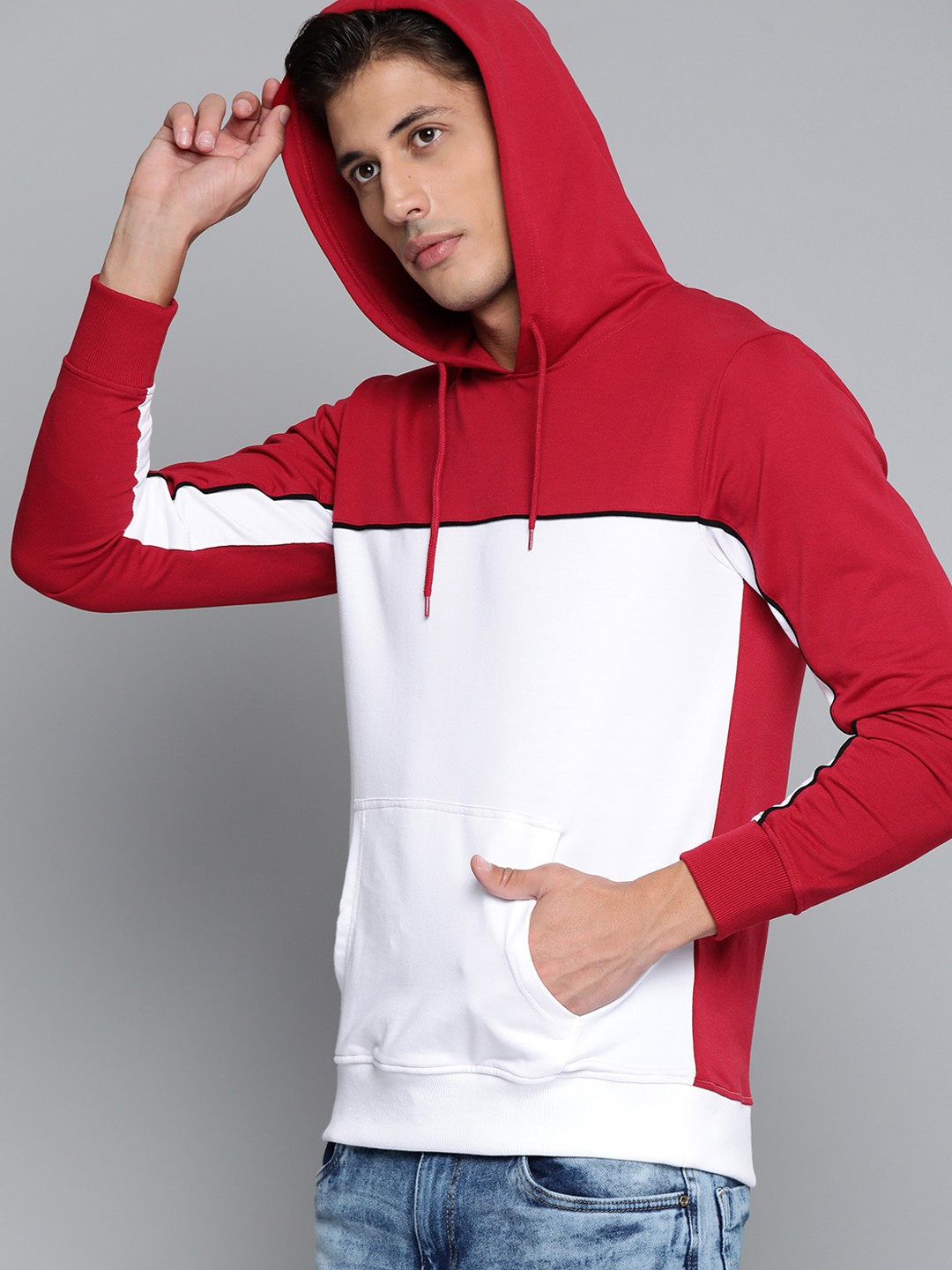 

Kook N Keech Men Maroon & White Colourblocked Hooded Sweatshirt