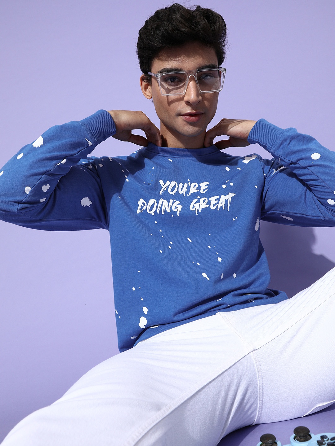 

Kook N Keech Men Blue Printed Graphic Sweatshirt