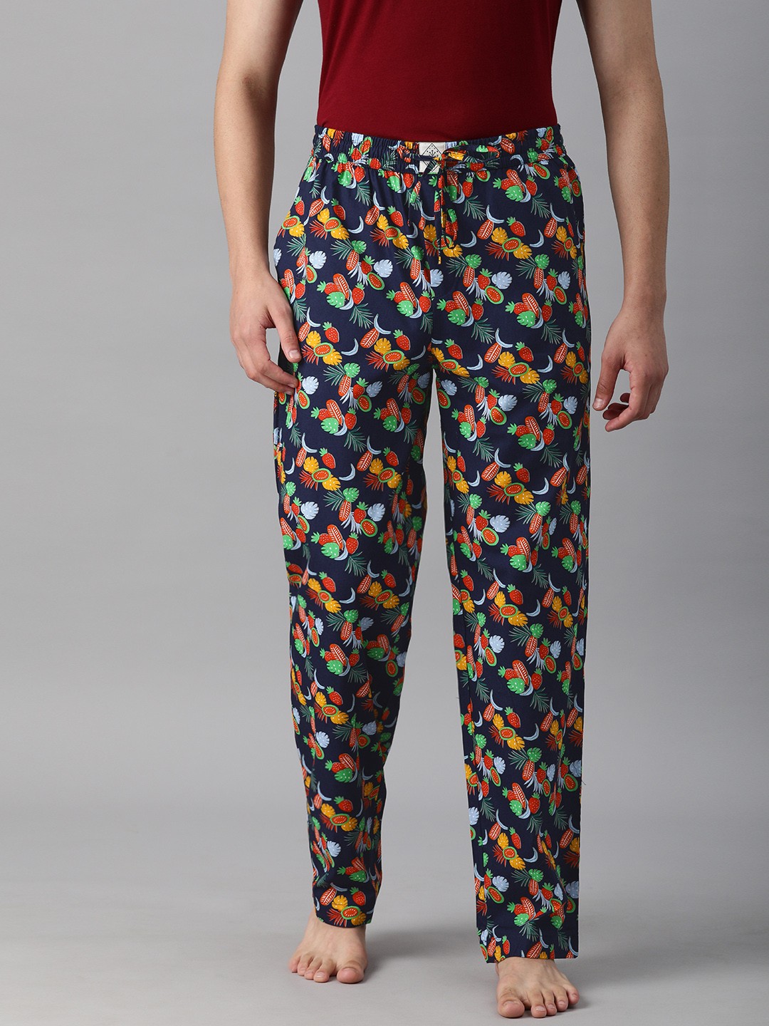 

abof Men Navy Blue & Orange Conversational Print Pure Cotton Lounge Pants