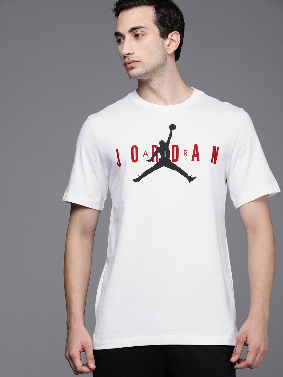 

Nike Men White Red Typography M J SS CTN JRDN AIR WRDMRK Printed Pure Cotton T-shirt