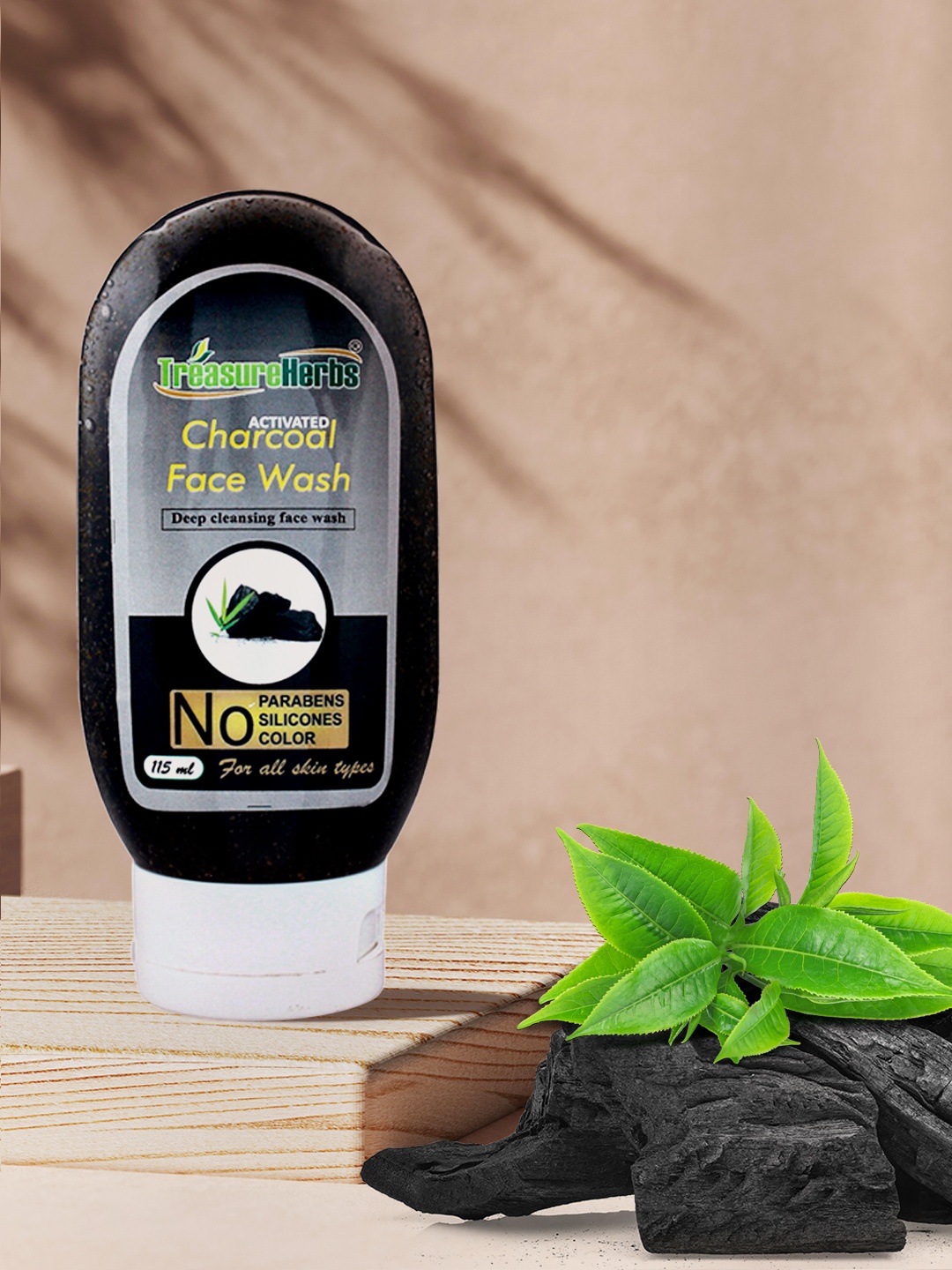 

TreasureHerbs Unisex Activated Charcoal Face Wash 115 ml, Black