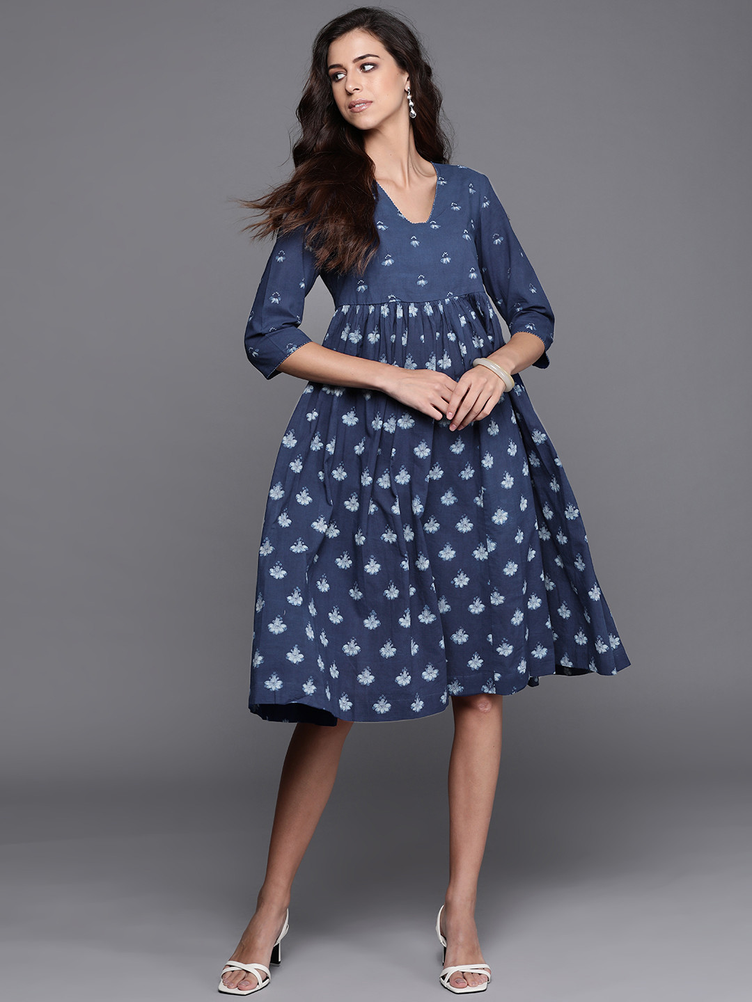 

Fabindia Navy Blue & White Handblock Print A-Line Dress
