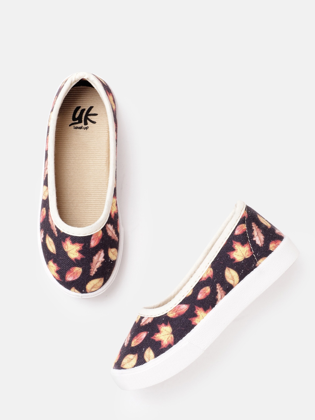 

YK Girls Black & Yellow Leaf Print Ballerinas