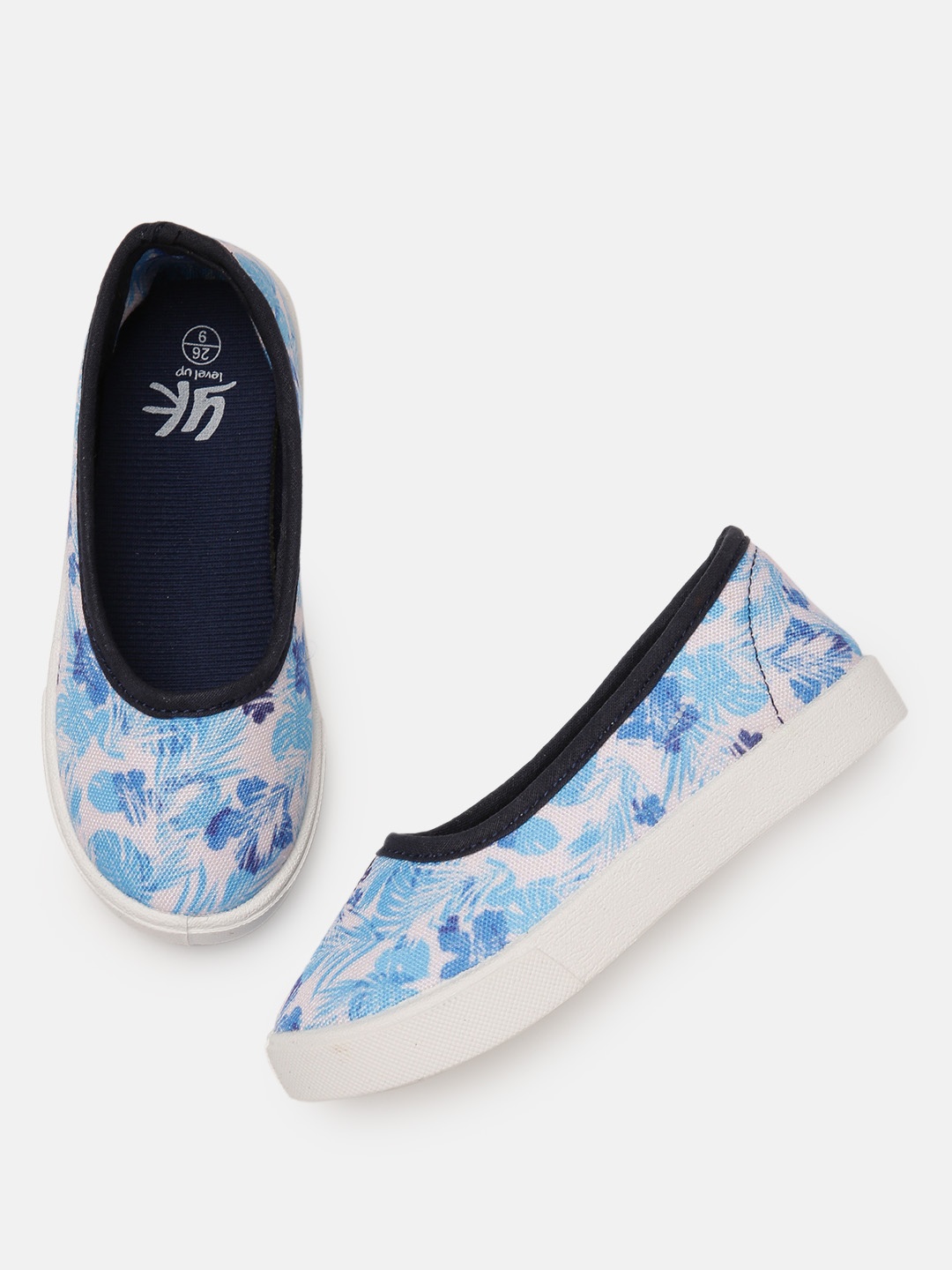 

YK Girls White & Blue Printed Ballerina Flats