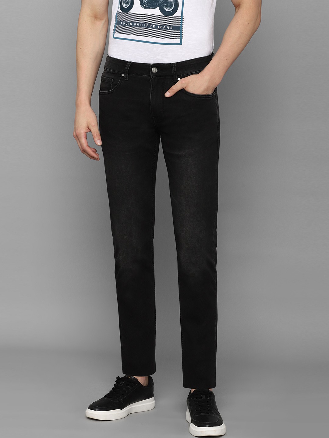 

Louis Philippe Jeans Men Black Slim Fit Clean Look Jeans
