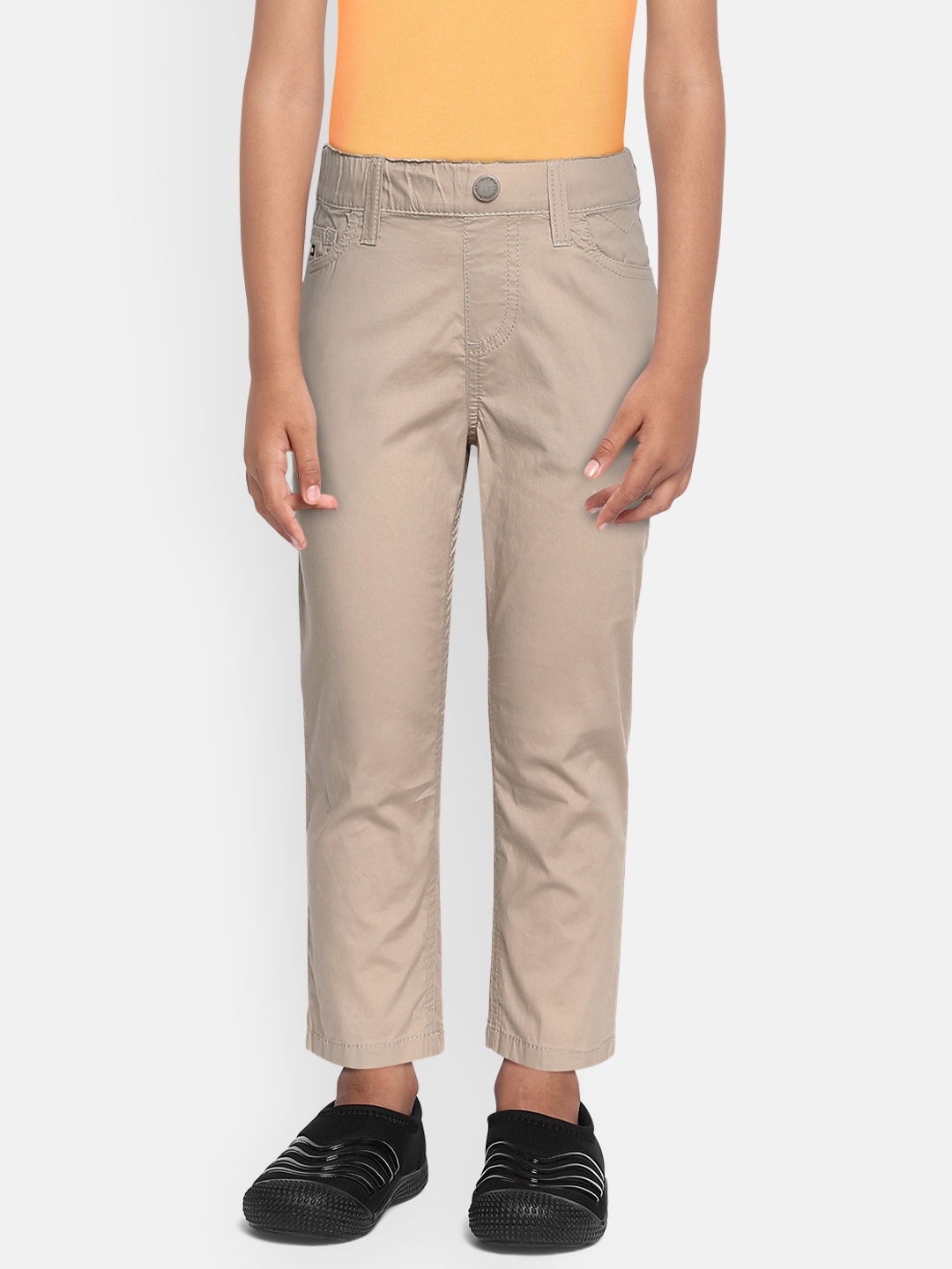 

Tommy Hilfiger Boys Beige Straight Fit Poplin Trousers