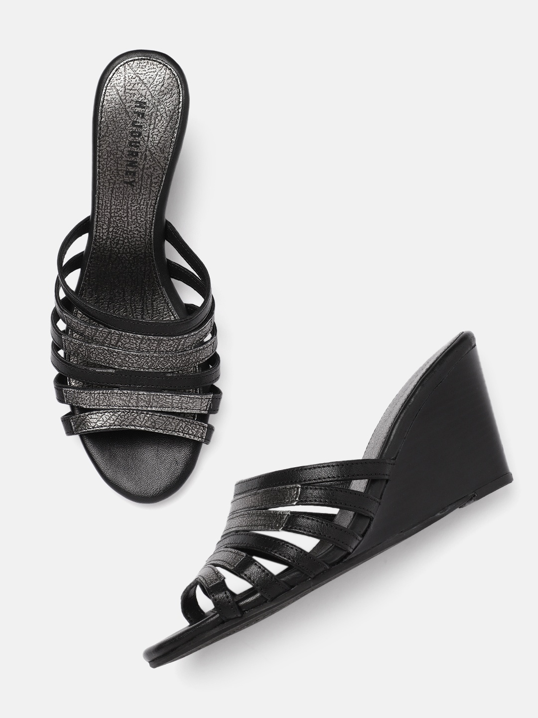 

HF JOURNEY Black Leather Wedge Heels