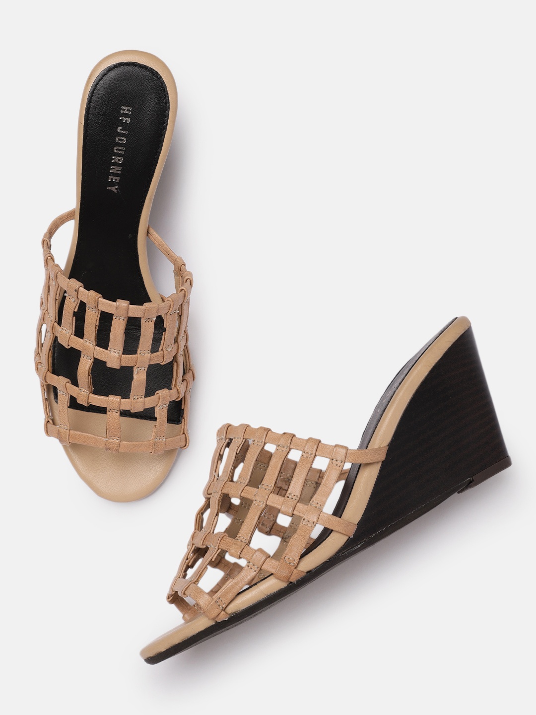 

HF JOURNEY Beige Leather Party Wedge Heels
