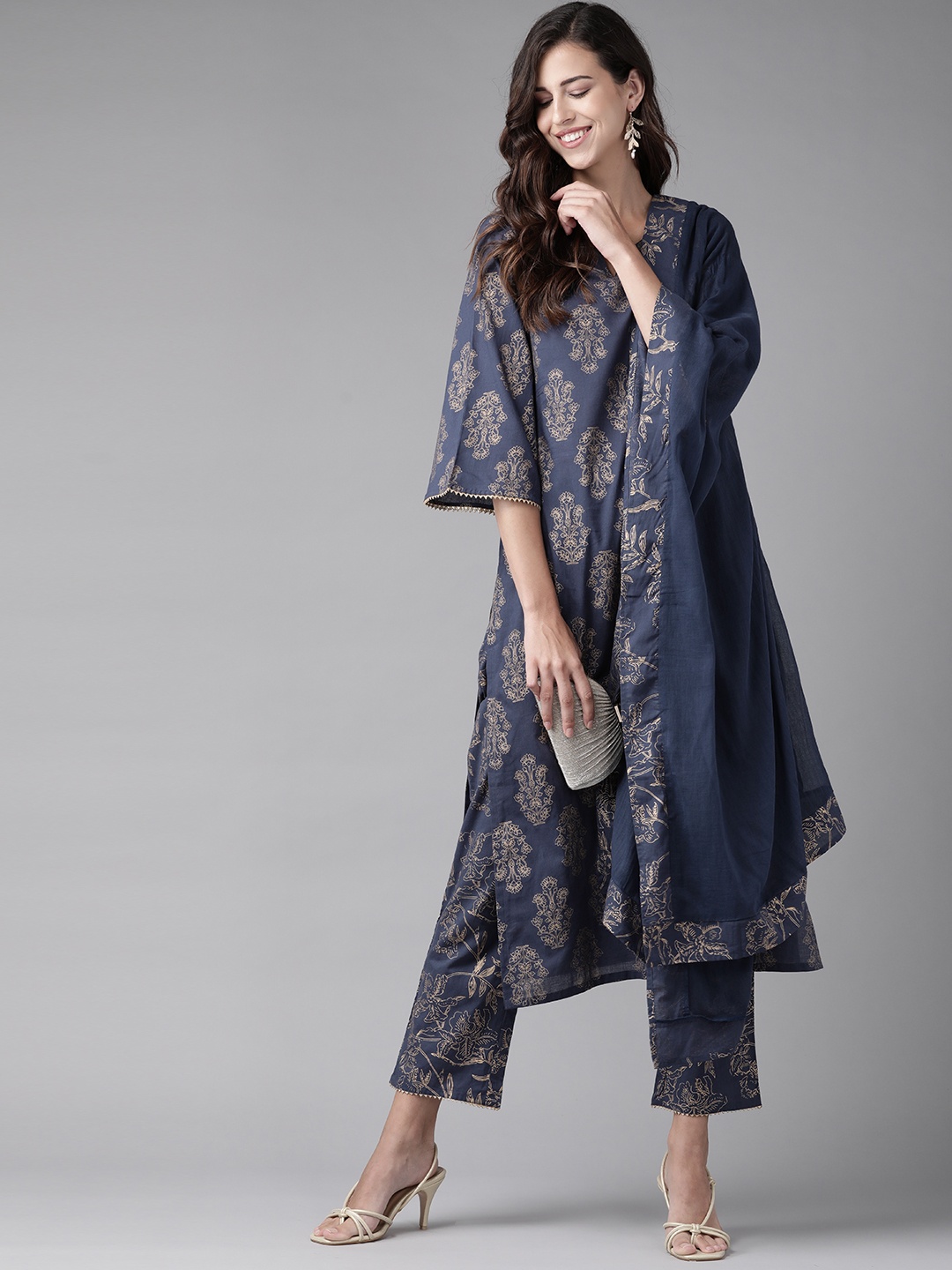 

Amirah s Women Navy Blue & Golden Printed Pure Cotton Kurta with Trousers & With Dupatta