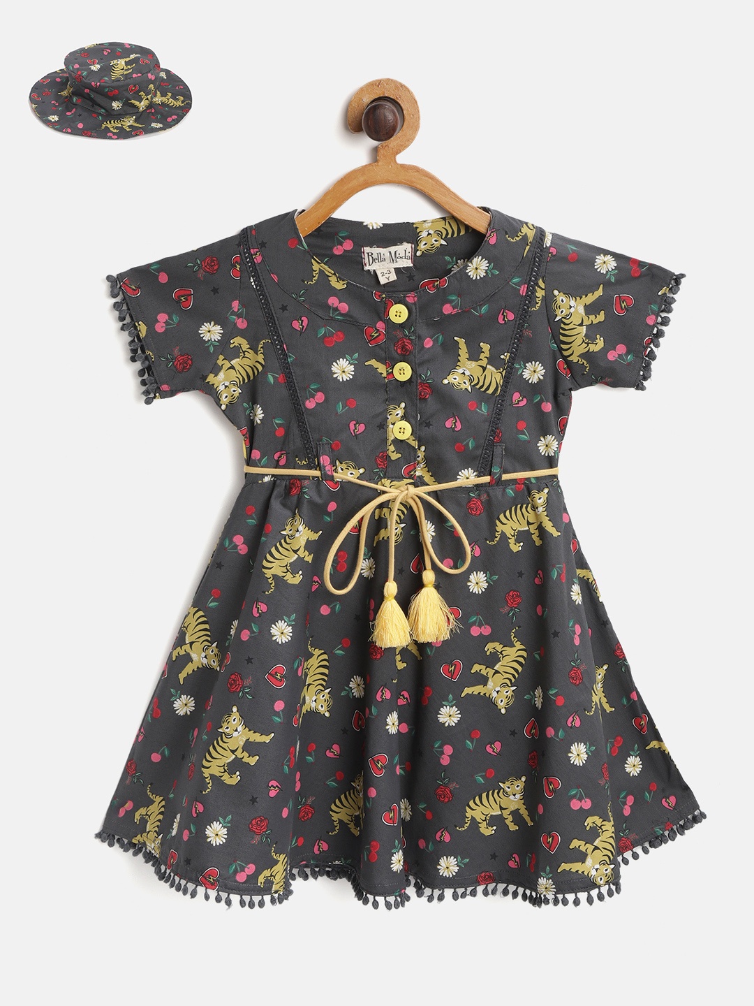 

Bella Moda Girls Charcoal Grey & Mustard Yellow Printed Fit & Flare Dress