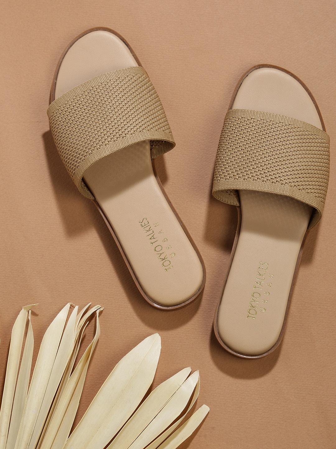 

Tokyo Talkies Women Beige Textured Open Toe Flats