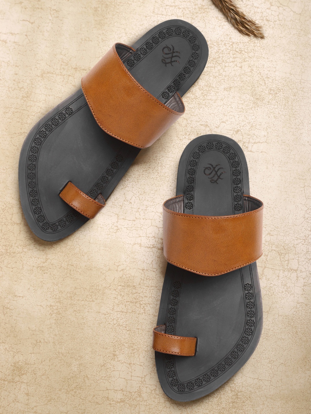

House of Pataudi Men Tan Brown Solid Ethnic One Toe Sandals