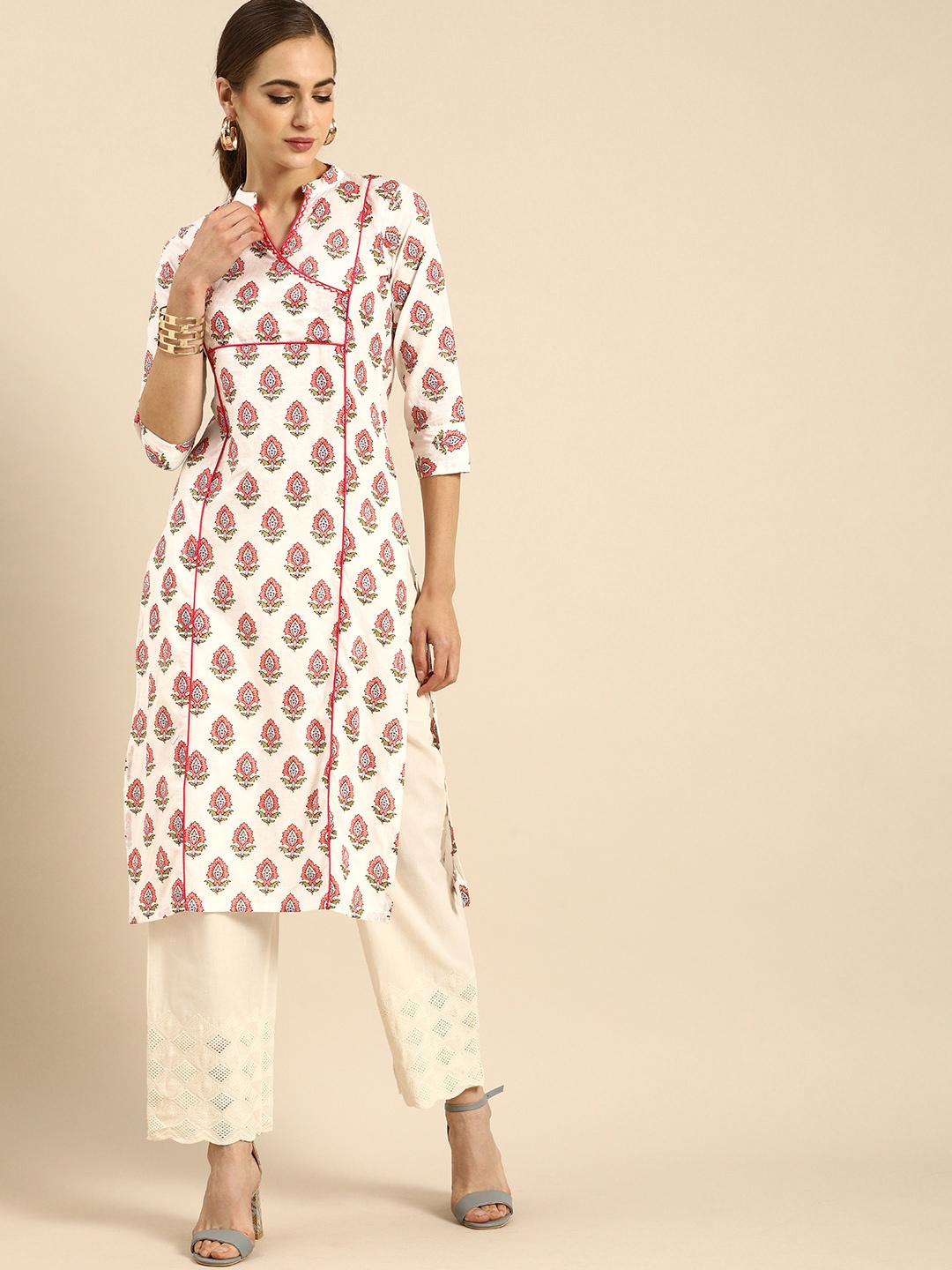 

Rajnandini Women White Floral Printed Pure Cotton Kurta