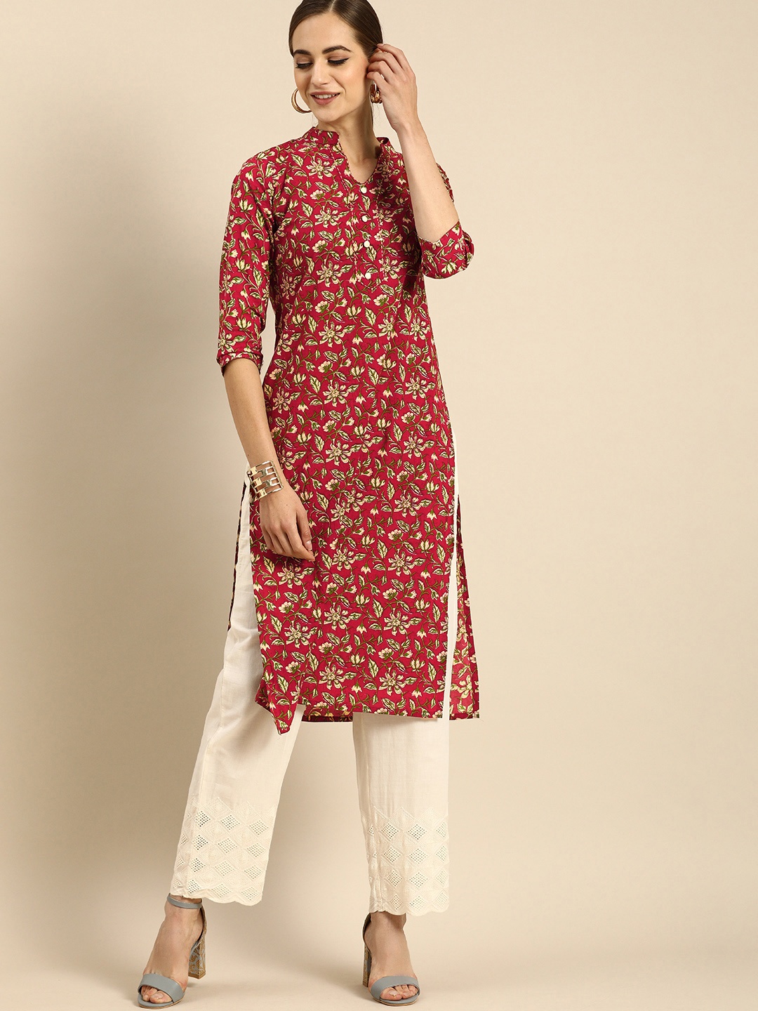 

Rajnandini Women Maroon Floral Printed Pure Cotton Kurta