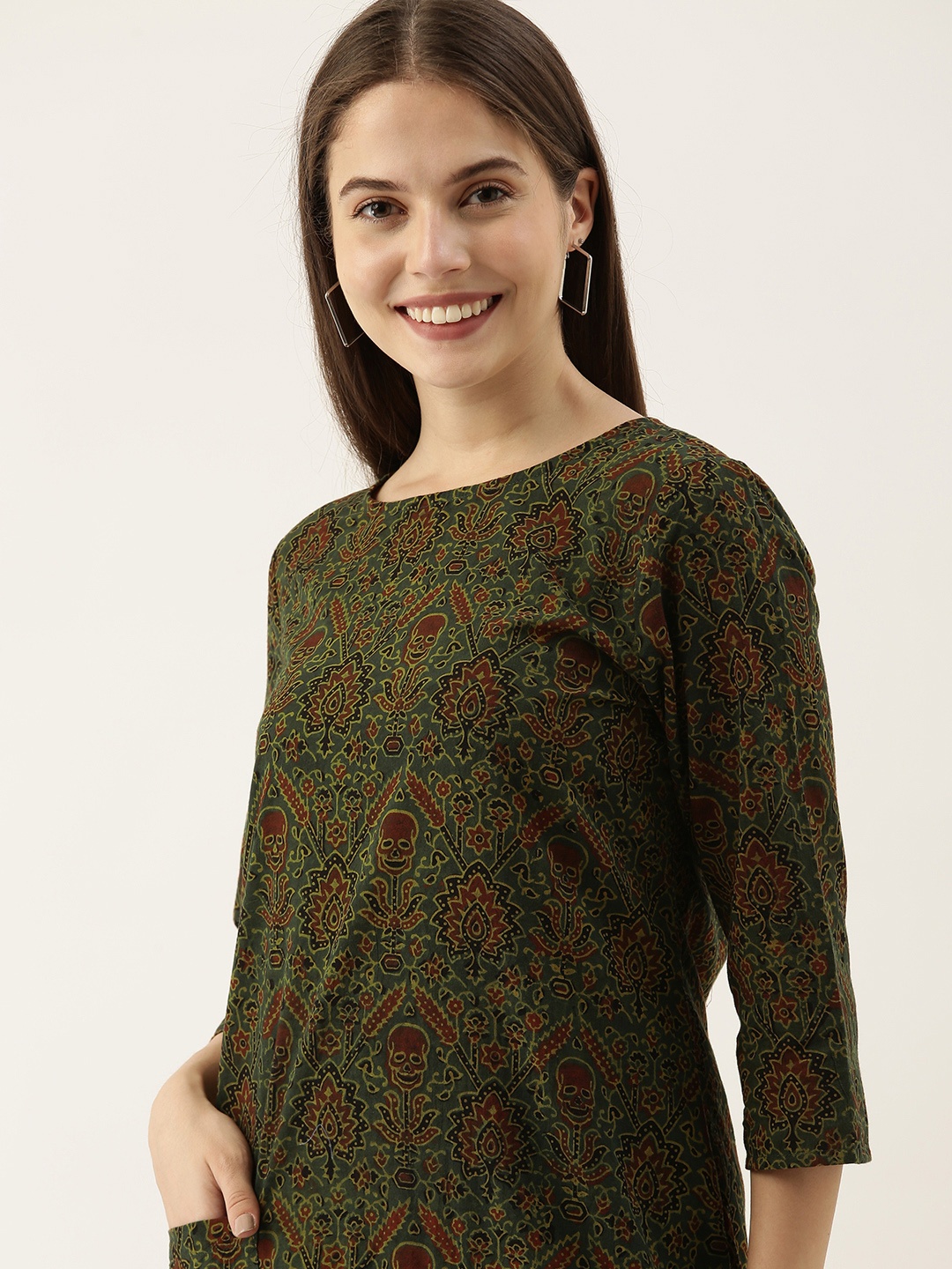 

Taavi Green & Maroon Ajrakh Hand Block Print Ethnic Motifs Ethnic Dress With Pocket