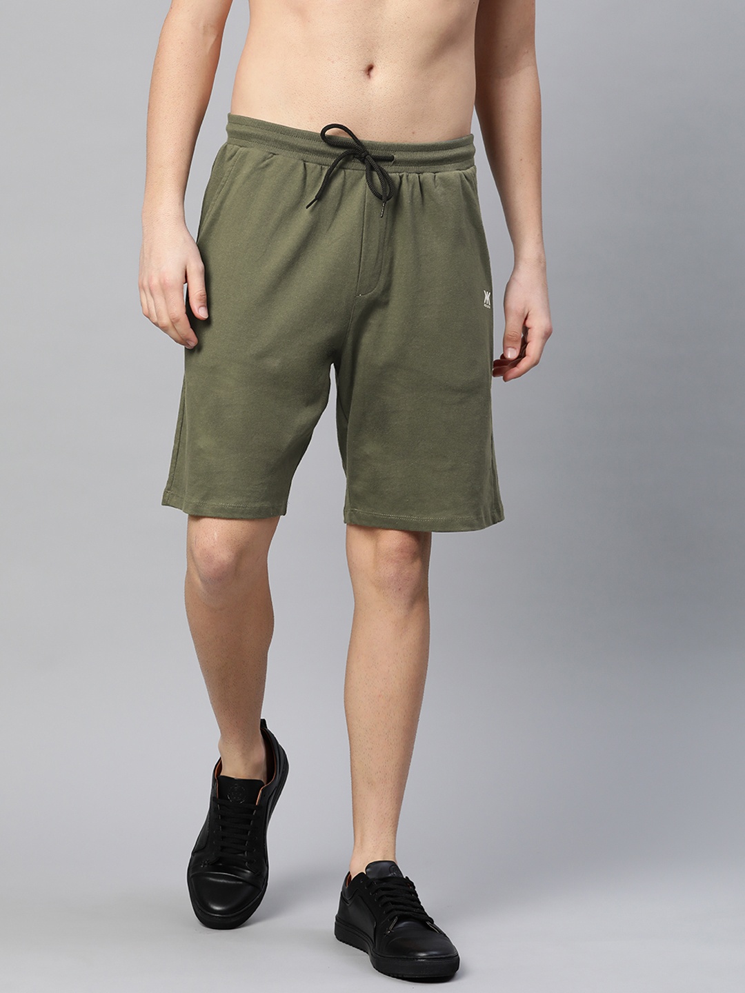 

Kook N Keech Men Olive Green Mid-Rise Regular Shorts
