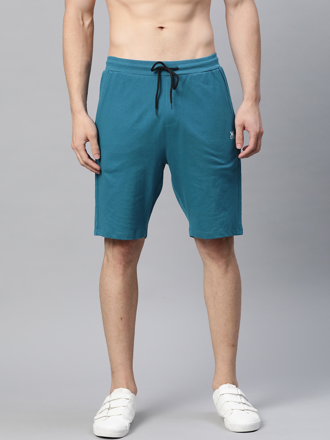 

Kook N Keech Men Teal Blue Solid Pure Cotton Mid-Rise Regular Shorts