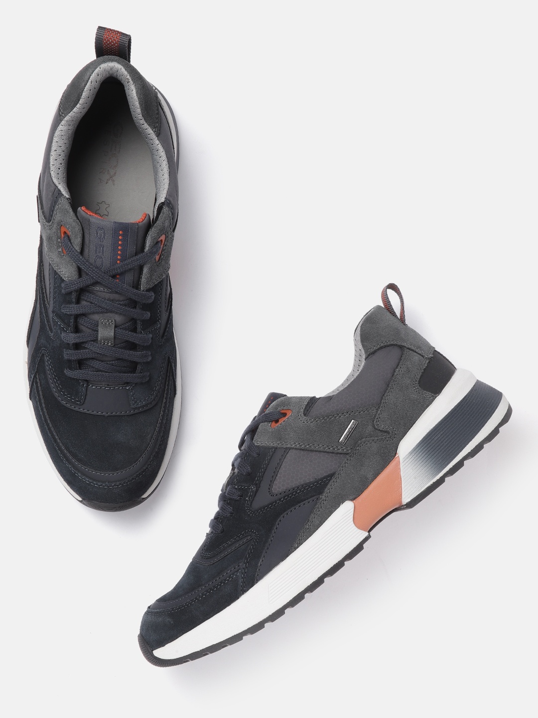 

Geox Men Navy Blue & Grey Sneakers